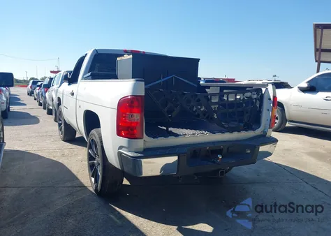 2007 Chevrolet Silverado 1500 Work Truck from USA, damaged, VIN 1GCEC14X17Z625507